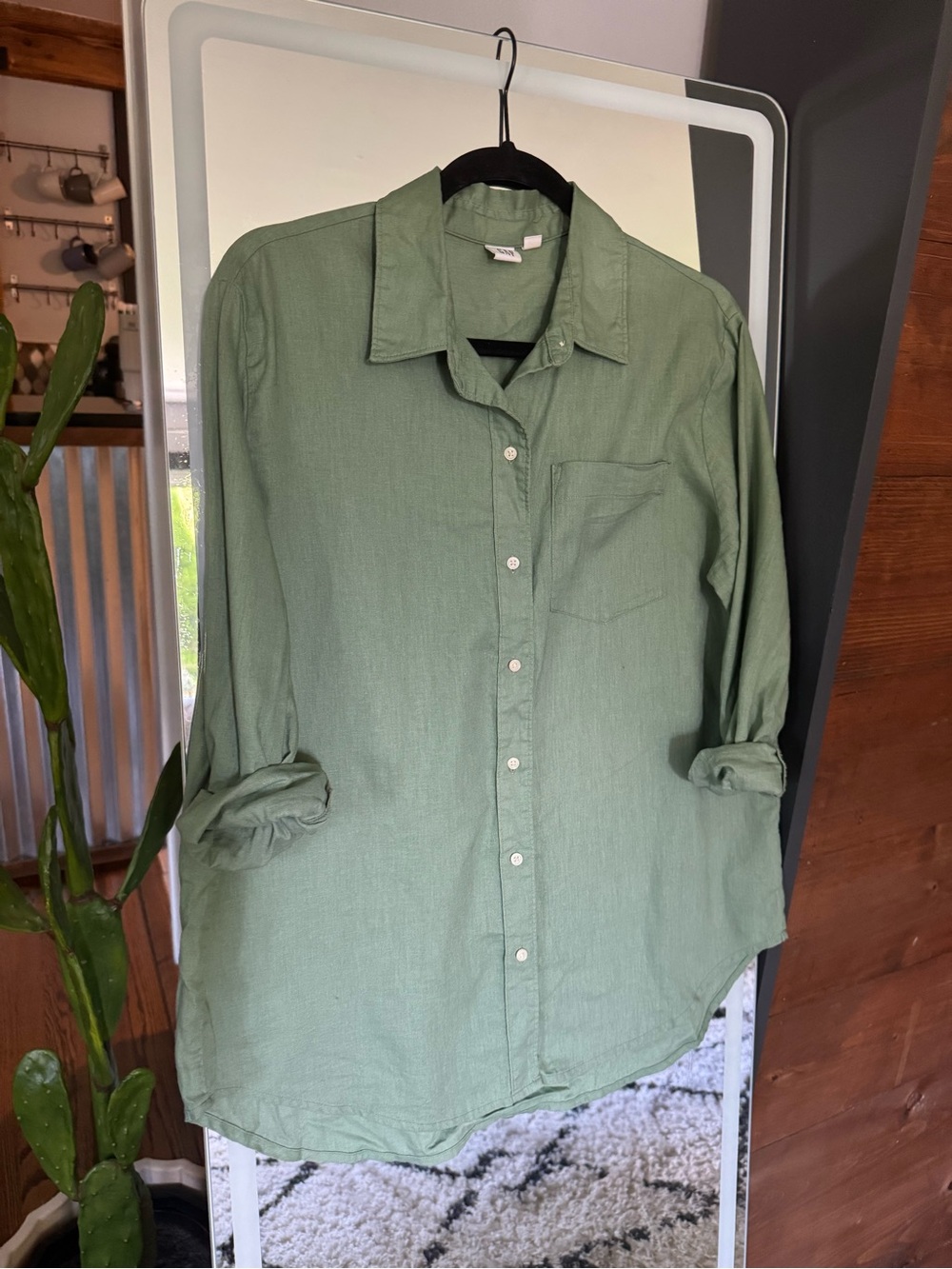 GAP Men's Sage Green Button-Down Shirt